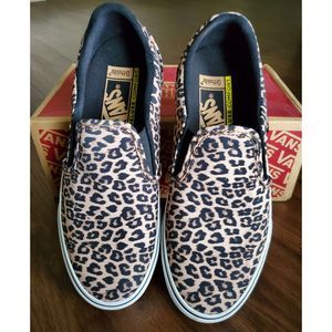 NWB WOMENS SIZE 8 VANS SLIP-ONS ASHER DELUXE CHEETACH BLACK